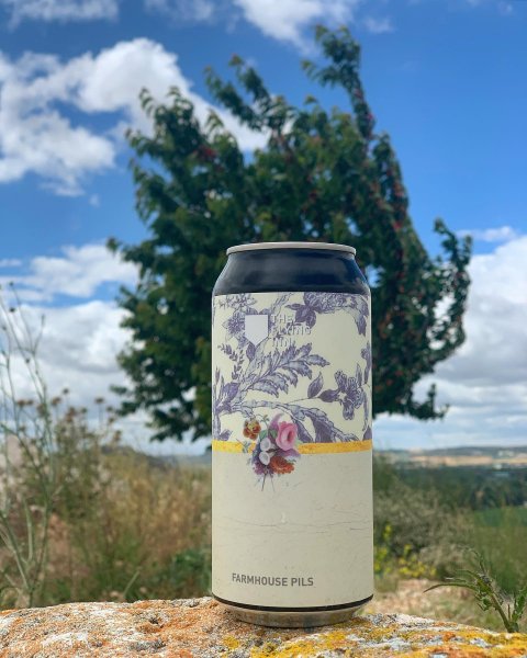 フライング イン ファームハウス ピルス  The Flying Inn Farmhouse Pils Can 440ml